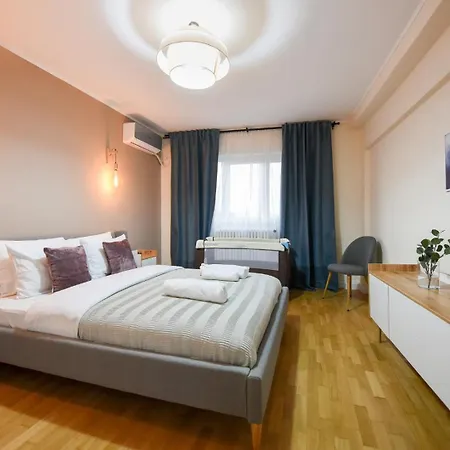 Explore And Relax: Your Ideal 2br On Calea Victoriei Lägenhet *