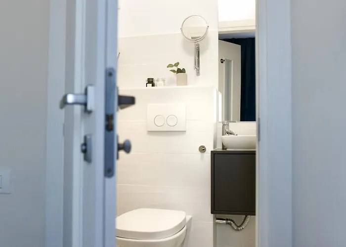 Explore And Relax: Your Ideal 2br On Calea Victoriei Bucureşti