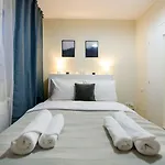 Explore And Relax: Your Ideal 2br On Calea Victoriei Apartman Bukarest