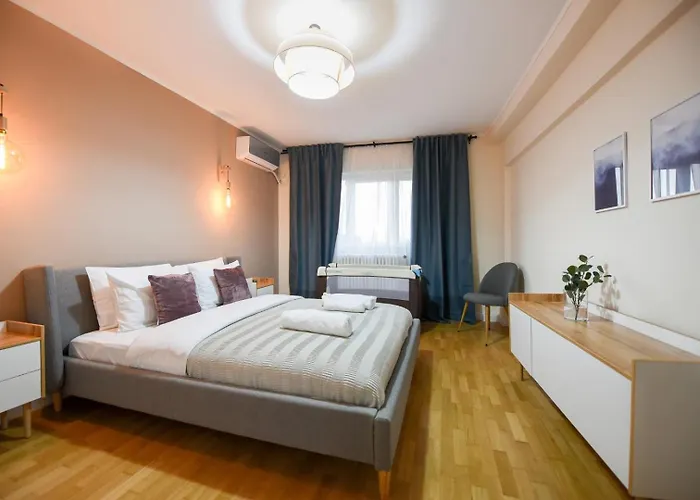 Explore And Relax: Your Ideal 2br On Calea Victoriei דירה *